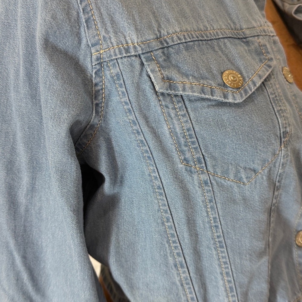 Light Blue Denim Lace-Up Back Crop Top - Picture 5 of 5